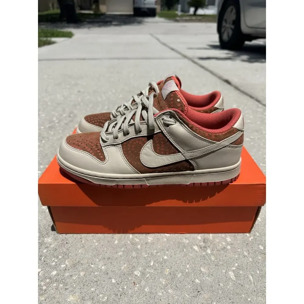 Nike Womens Dunk Low Cognac Sneakers Beige Brown 309324-212 Lace Up Shoes Sz 8.5